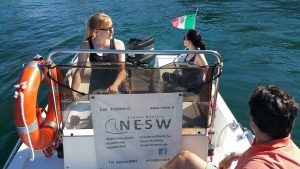 Ragazze Motore - NESW Patente Nautica a Milano